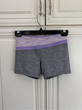 Ivivva by Lululemon girls reversible shorts